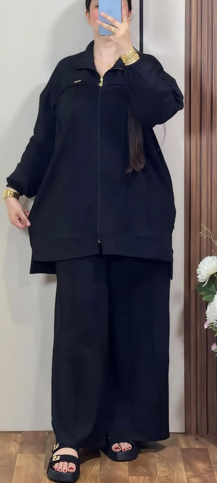 طقم كلاسيك بسحاب وسروال واسع 🤎